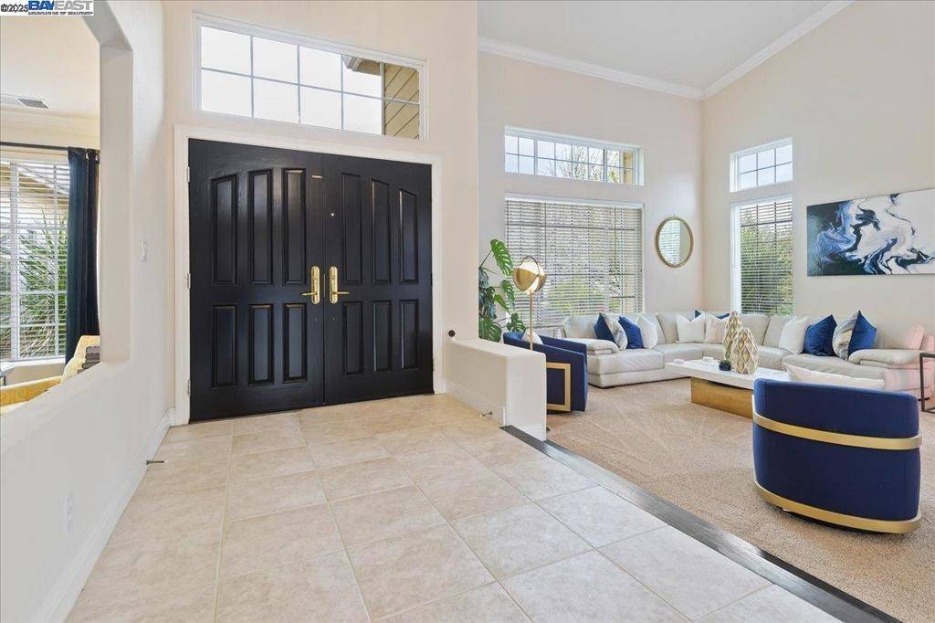 Pleasanton, CA 94588,8213 Regency Dr