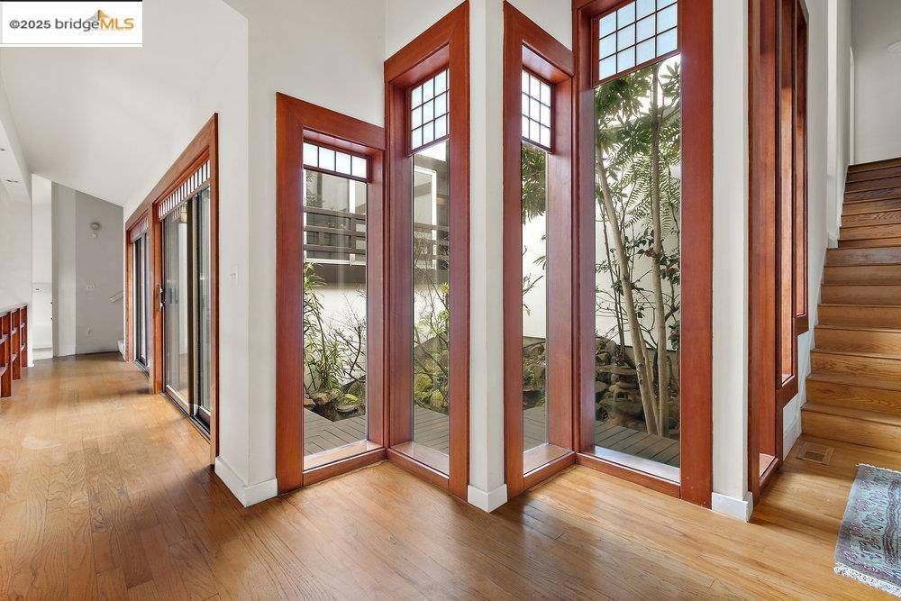 Orinda, CA 94563,271 Monte Vista Ridge Rd
