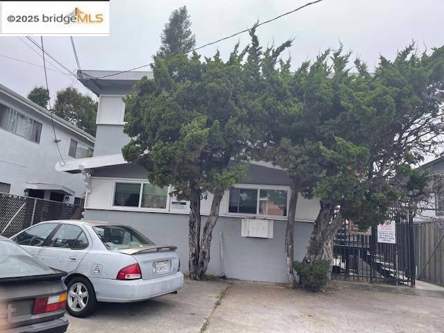 Oakland, CA 94601,3234 E 27Th St