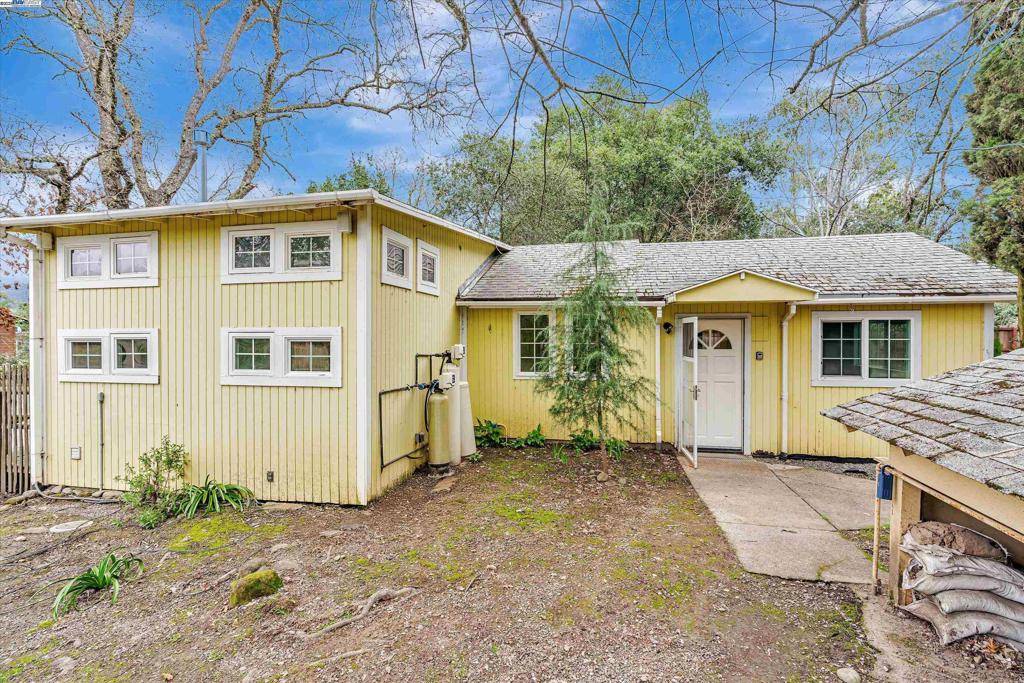 Glen Ellen, CA 95442,13020 Arnold Dr