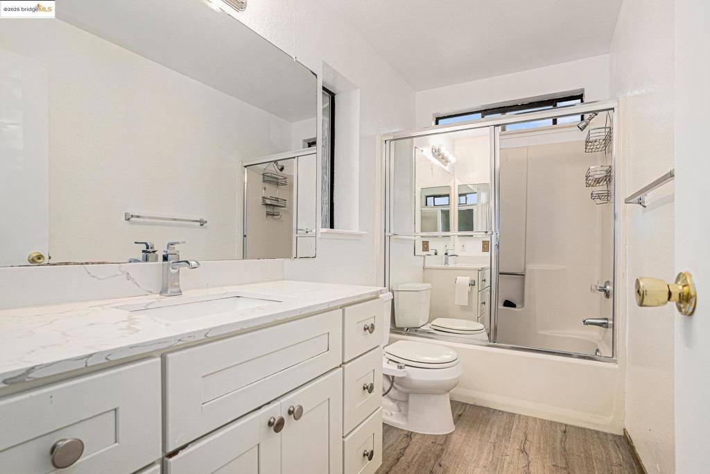 Hercules, CA 94547,704 Windsor
