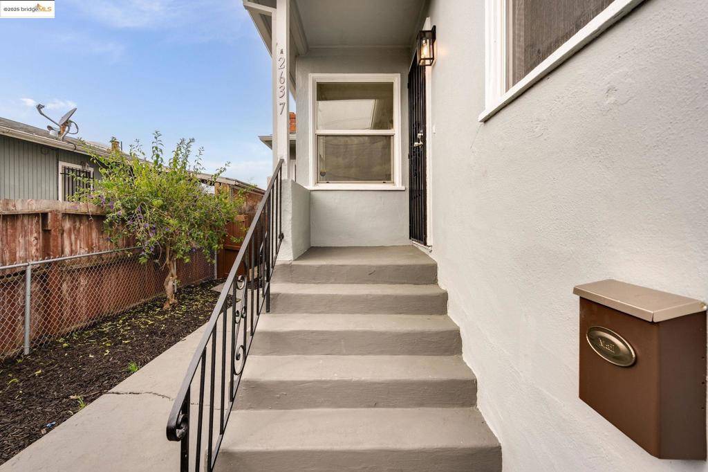 Oakland, CA 94605,2637 75Th Ave