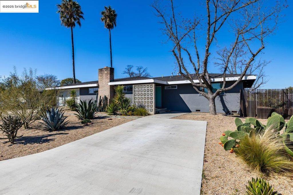 Paso Robles, CA 93446,1550 Creston RD