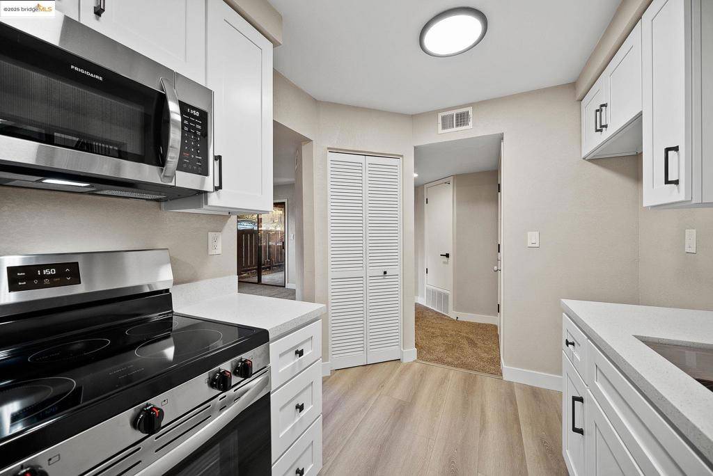 Pleasant Hill, CA 94523,872 Camelback Place
