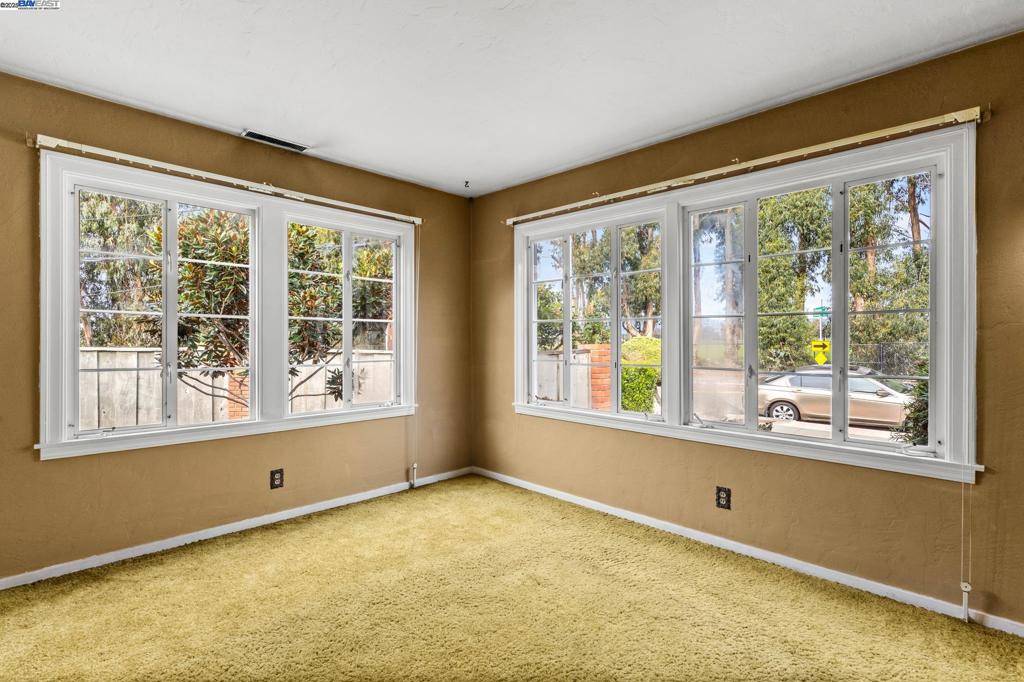 Alameda, CA 94502,206 Beach Rd