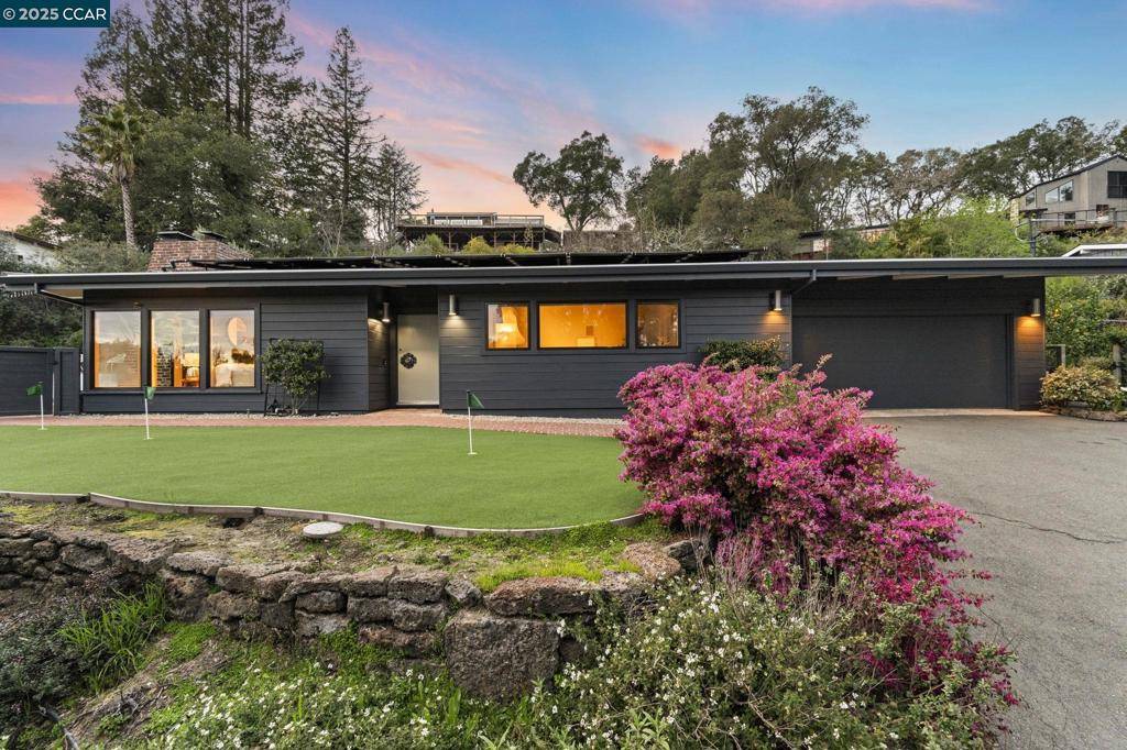 Orinda, CA 94563,39 Las Vegas Rd