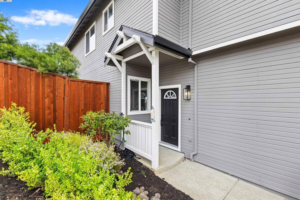 Benicia, CA 94510,119 Mountview Ter