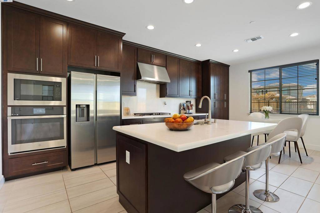 Mountain House, CA 95391,1075 S Forestor Ln