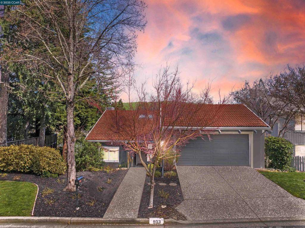 Moraga, CA 94556,903 Augusta Dr