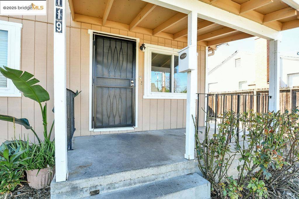 Antioch, CA 94509-2525,119 W 19th Street