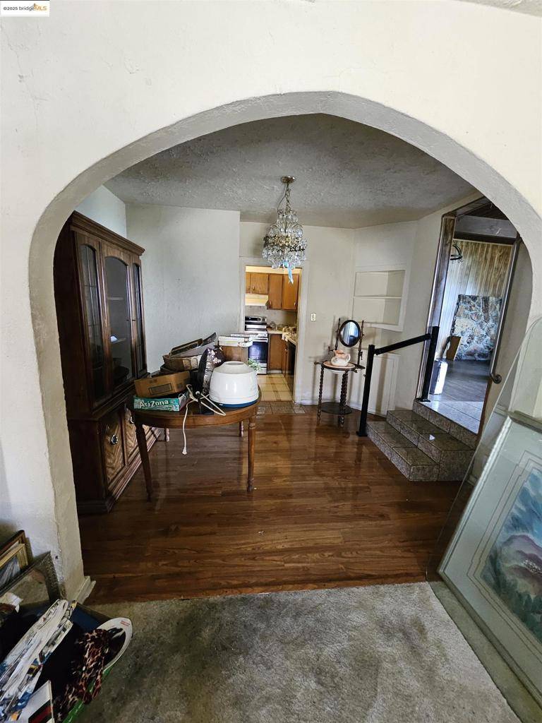 7807 Outlook Ave Oakland, CA 94605