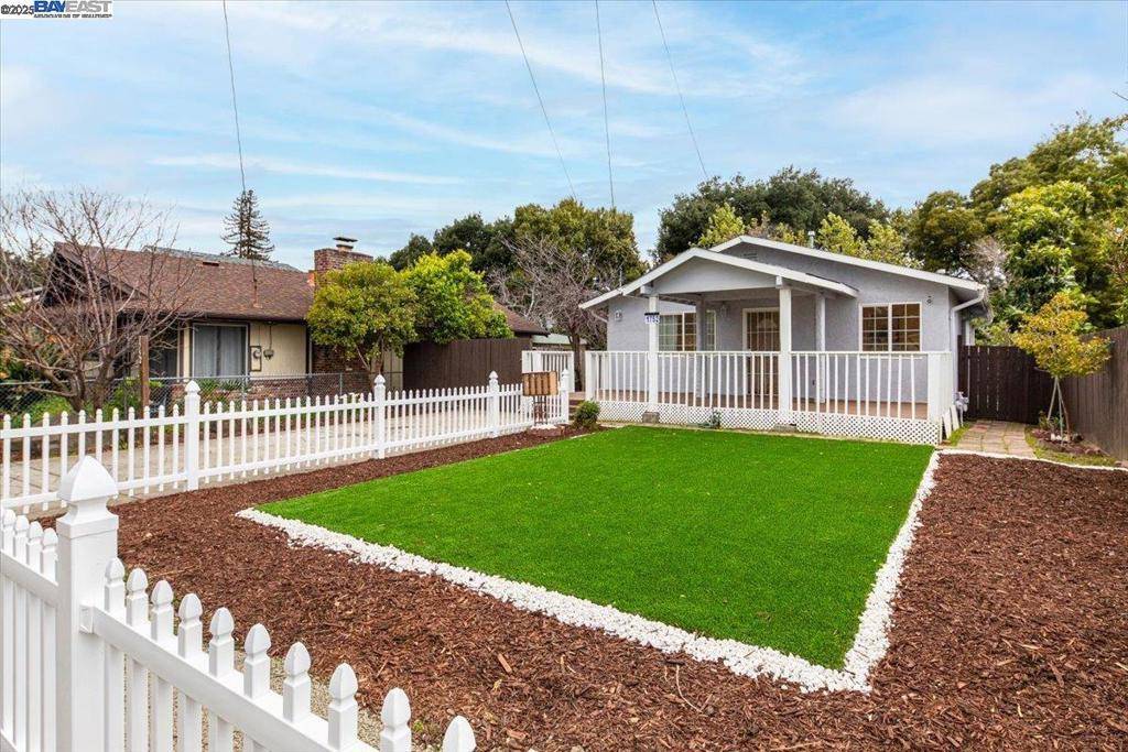 Castro Valley, CA 94546,1752 Knox Street