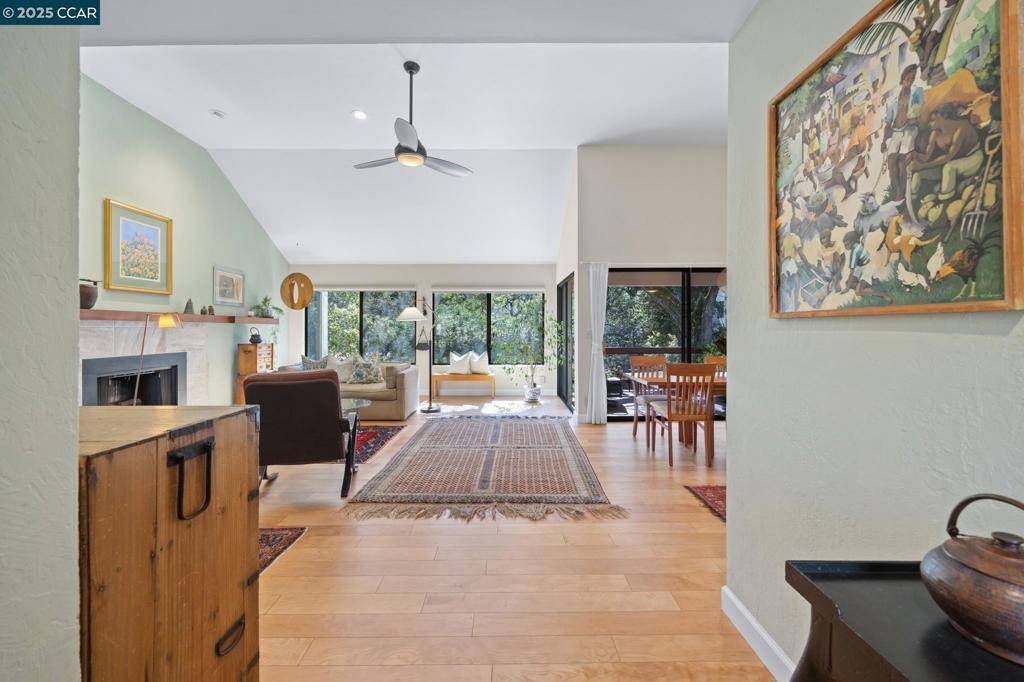 Walnut Creek, CA 94595,3800 Terra Granada Dr #2B