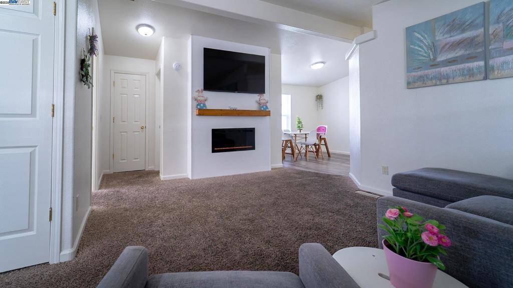 Sunnyvale, CA 94089,1225 Vienna Dr