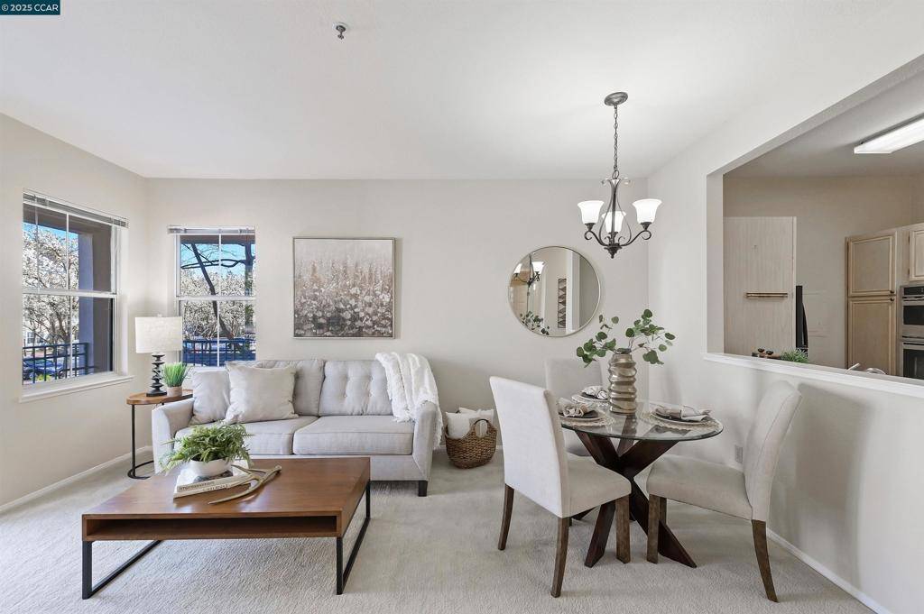 Walnut Creek, CA 94595,1860 Tice Creek Drive #1249