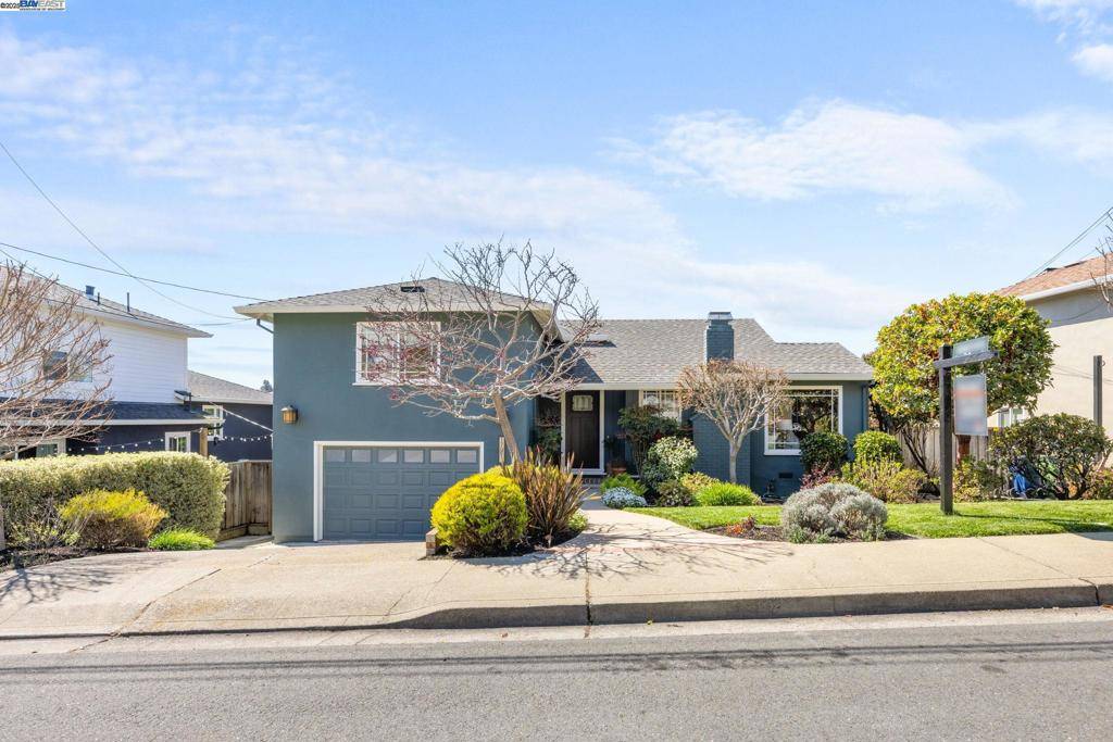 Castro Valley, CA 94546,17977 Kingston Way
