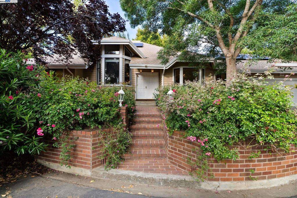 Hayward, CA 94541,24288 Stacey Ln