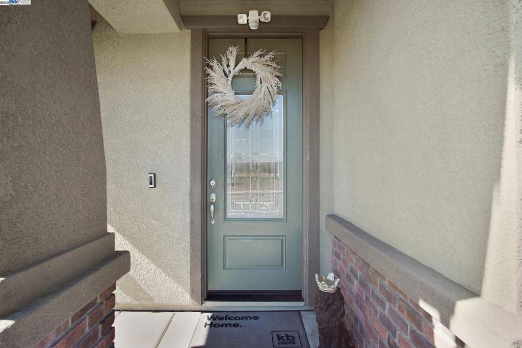 Sacramento, CA 95835,2839 Mabry Dr