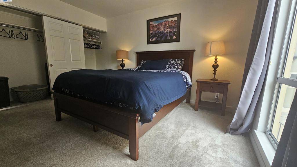 Oakland, CA 94610,Address not disclosed