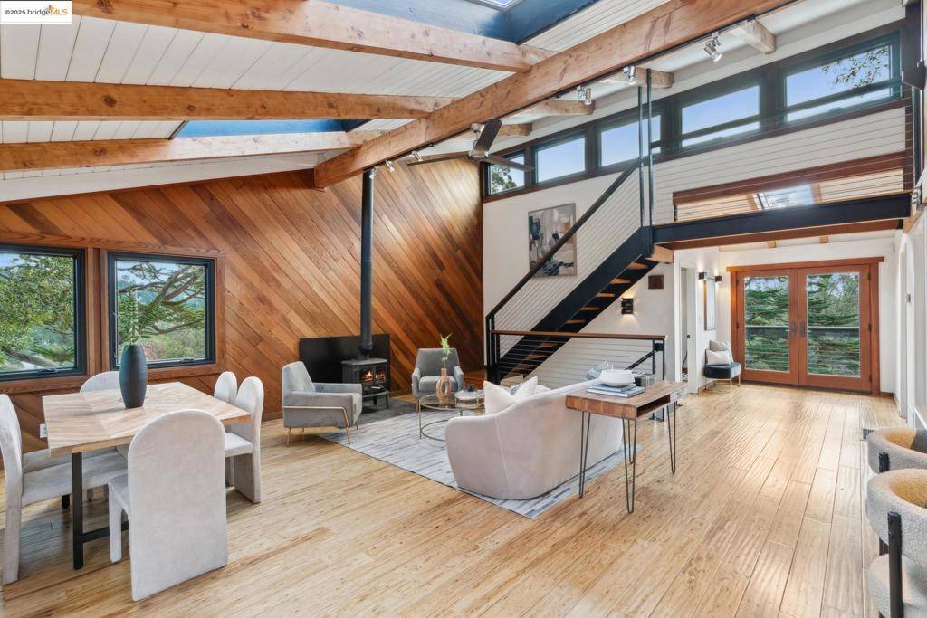 Oakland, CA 94611,6825 Paso Robles