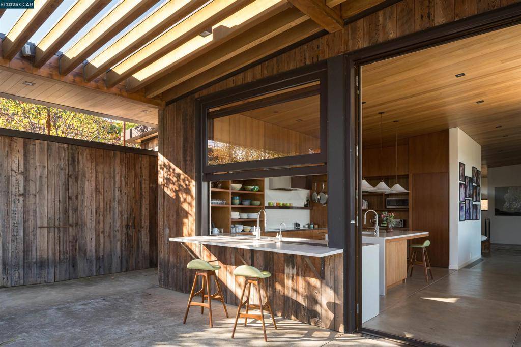 Healdsburg, CA 95448,Address not disclosed
