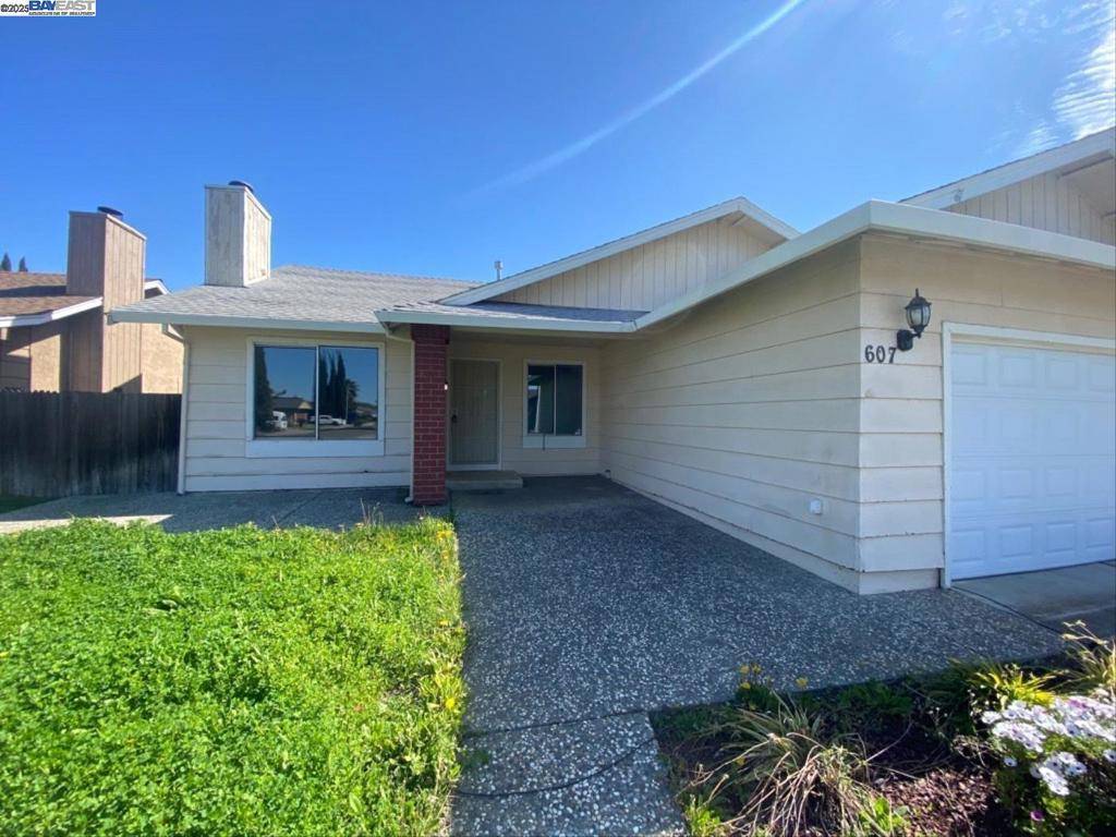 Suisun City, CA 94585,607 Crested Dr