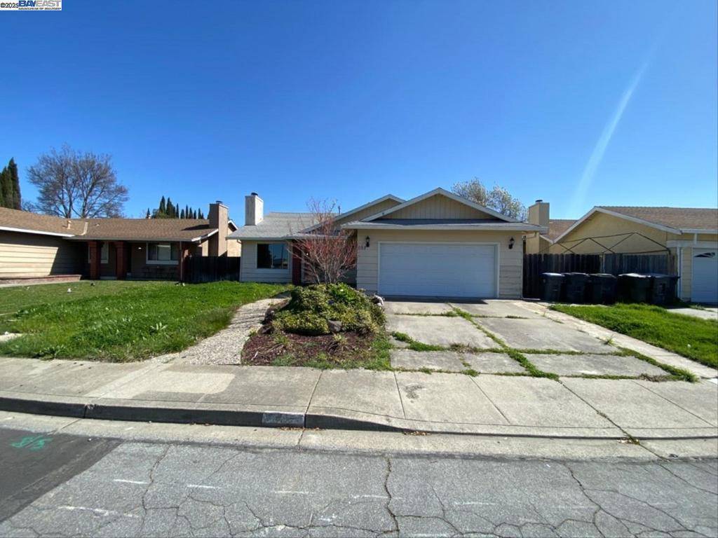 Suisun City, CA 94585,607 Crested Dr