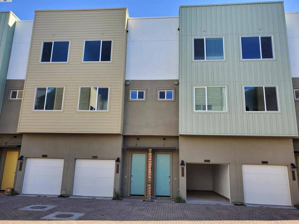 Oakland, CA 94607,955 Edy Ln