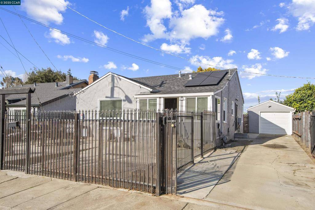 Oakland, CA 94603,235 Bergedo Dr