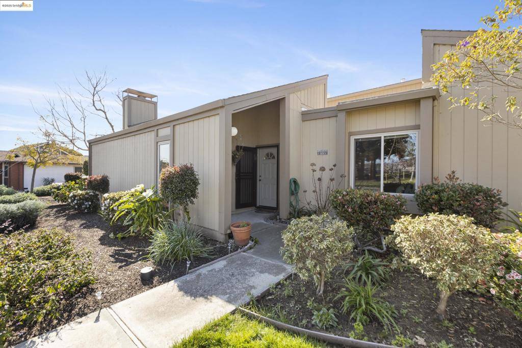 Alameda, CA 94502,1001 Tahiti Ln