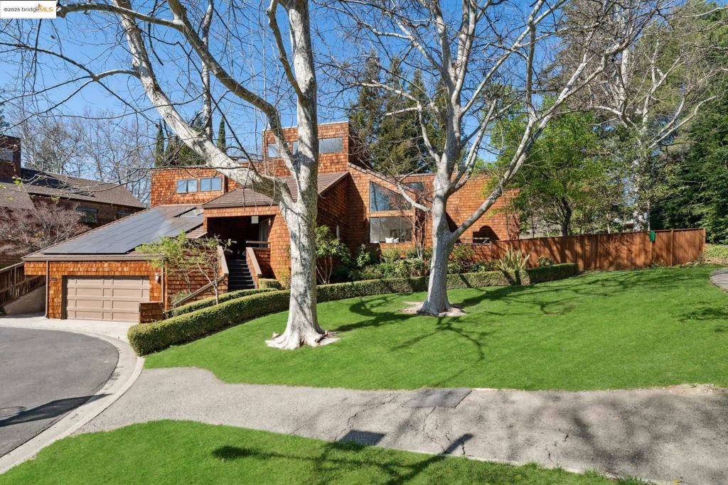 Walnut Creek, CA 94595,1845 Soaproot Ct