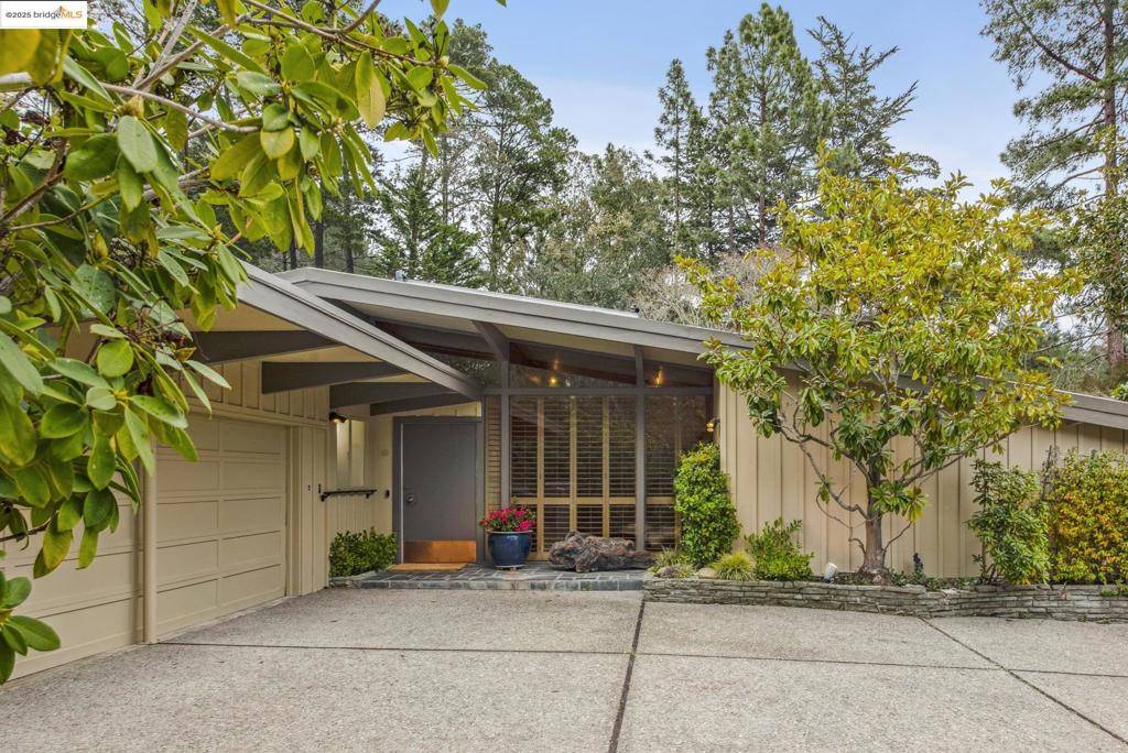 Oakland, CA 94619,5470 Fernhoff Rd