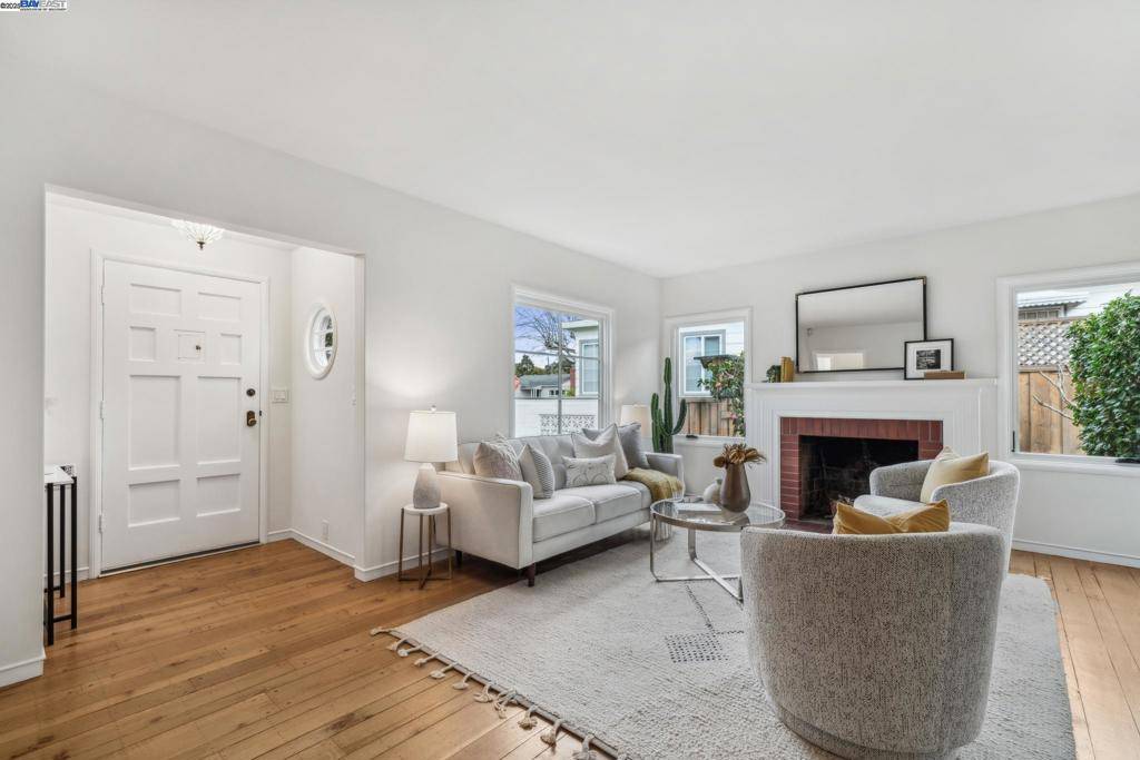 Oakland, CA 94605,8 Danbury St