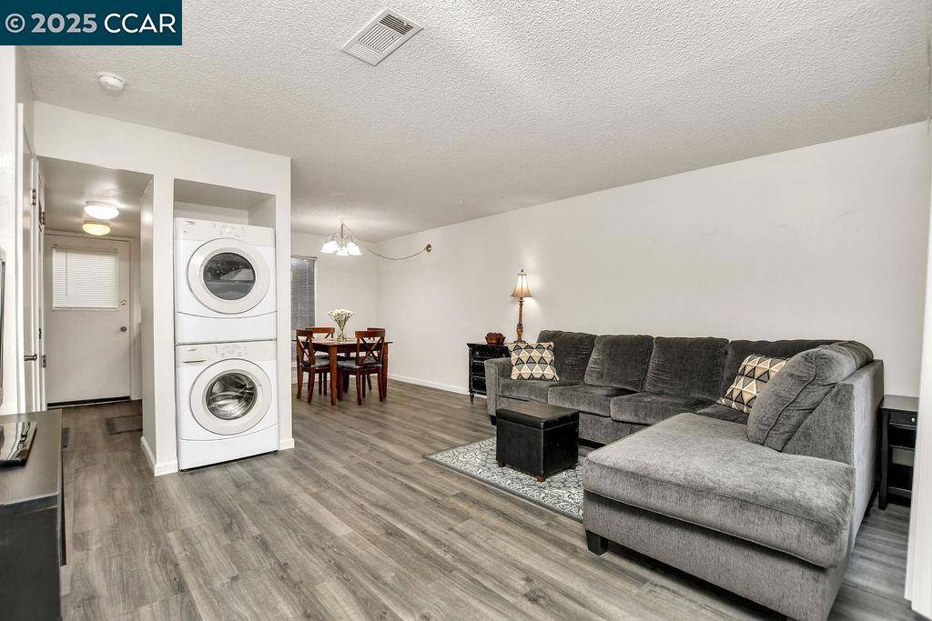 Concord, CA 94521,5457 Roundtree Pl #C