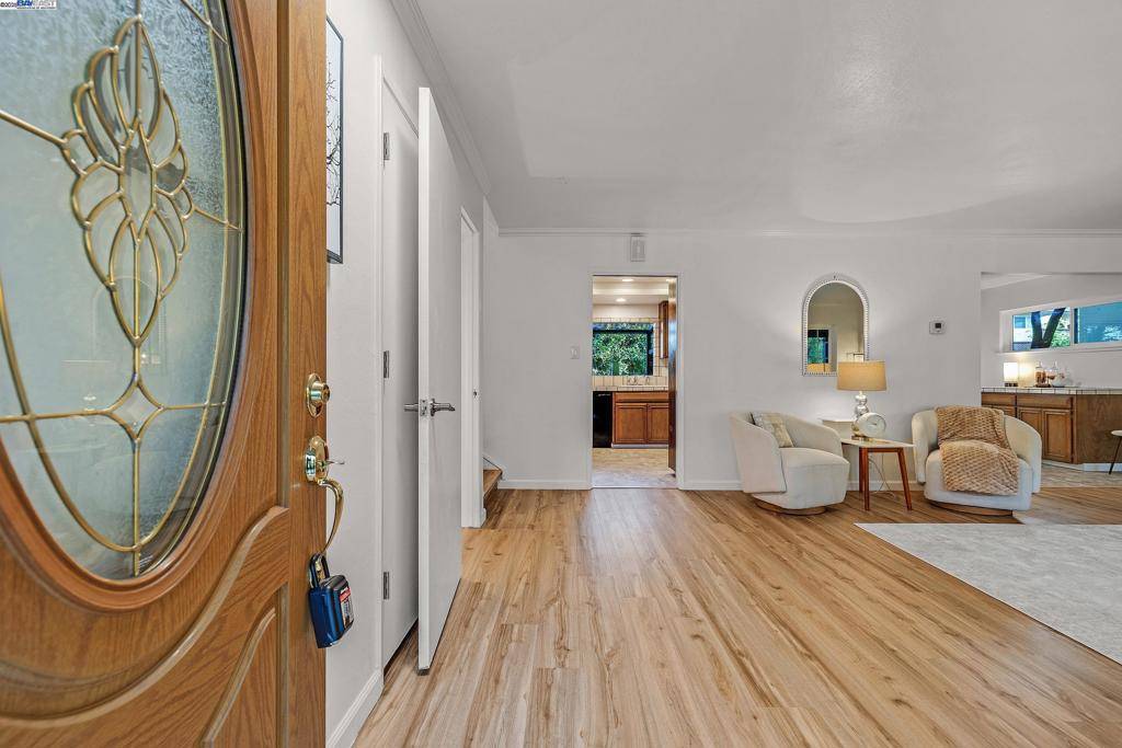 Castro Valley, CA 94546,4773 Hillside Drive