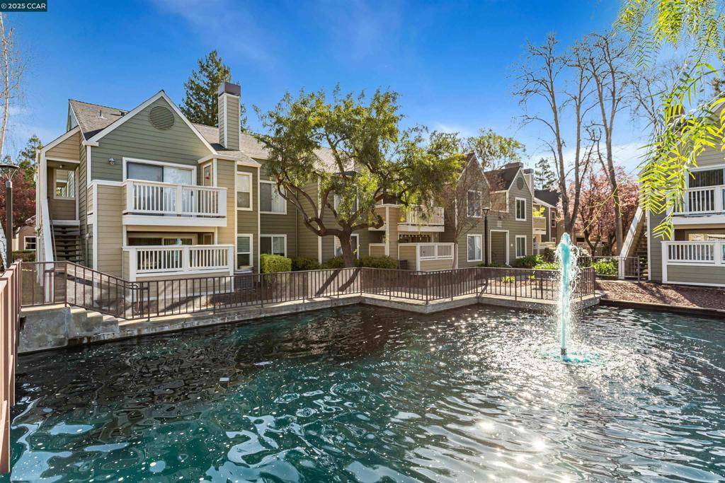 San Ramon, CA 94583,225 Reflections Dr #15