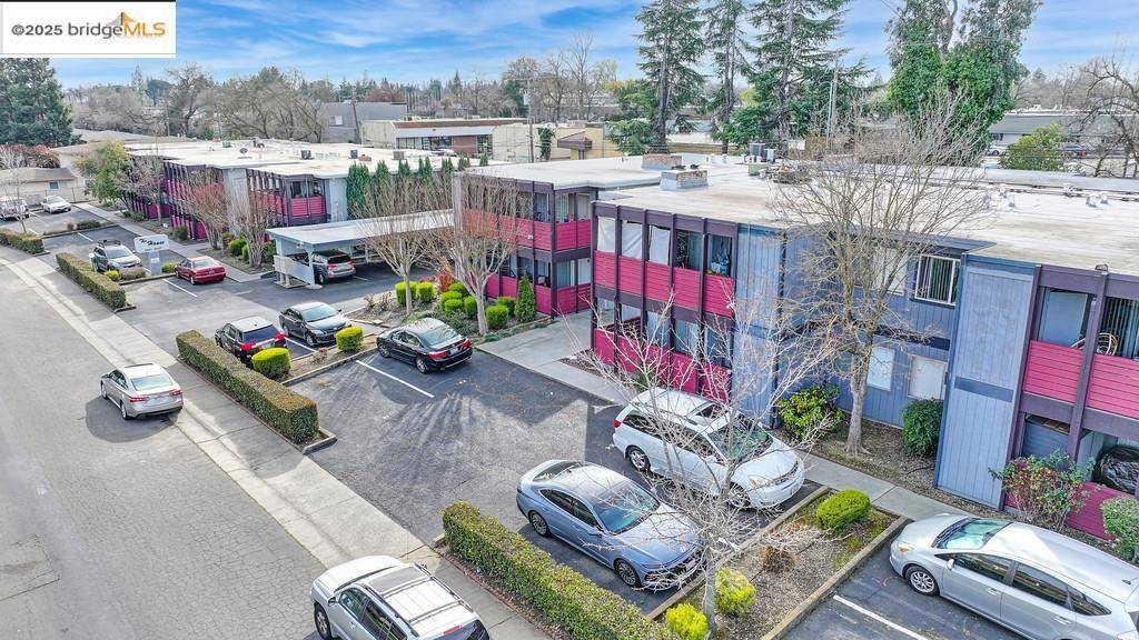 Carmichael, CA 95608,2601 Carmichael Way