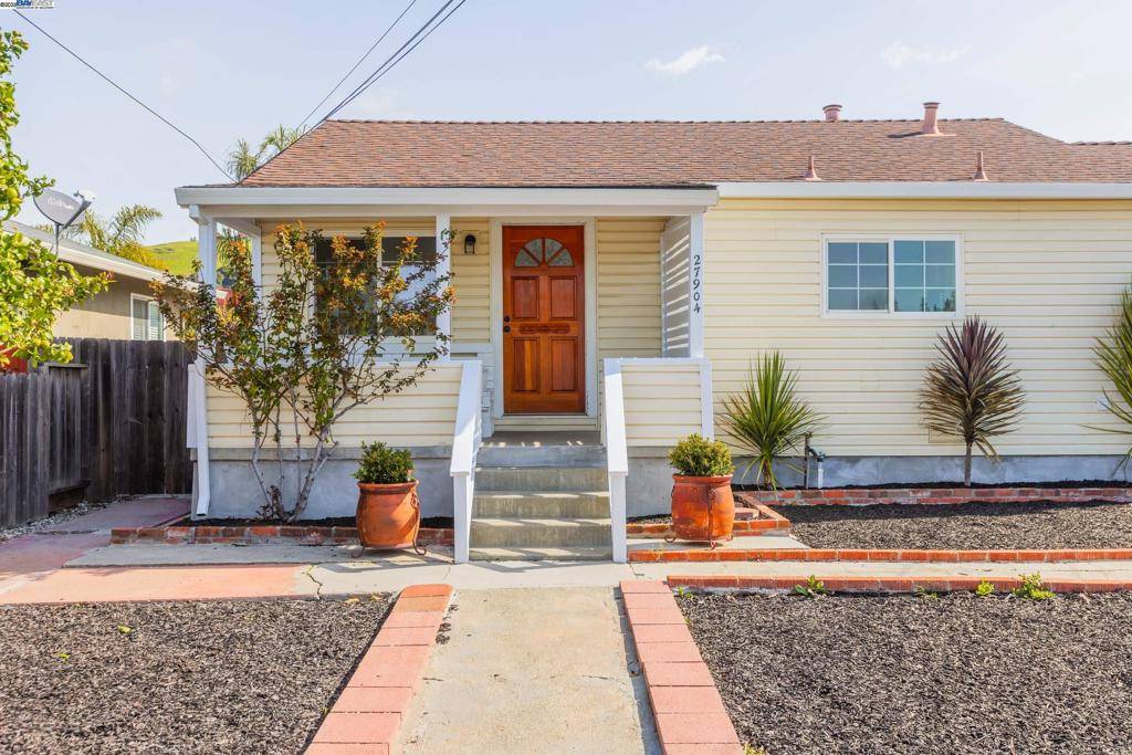 Hayward, CA 94544,27904 E 12th Street