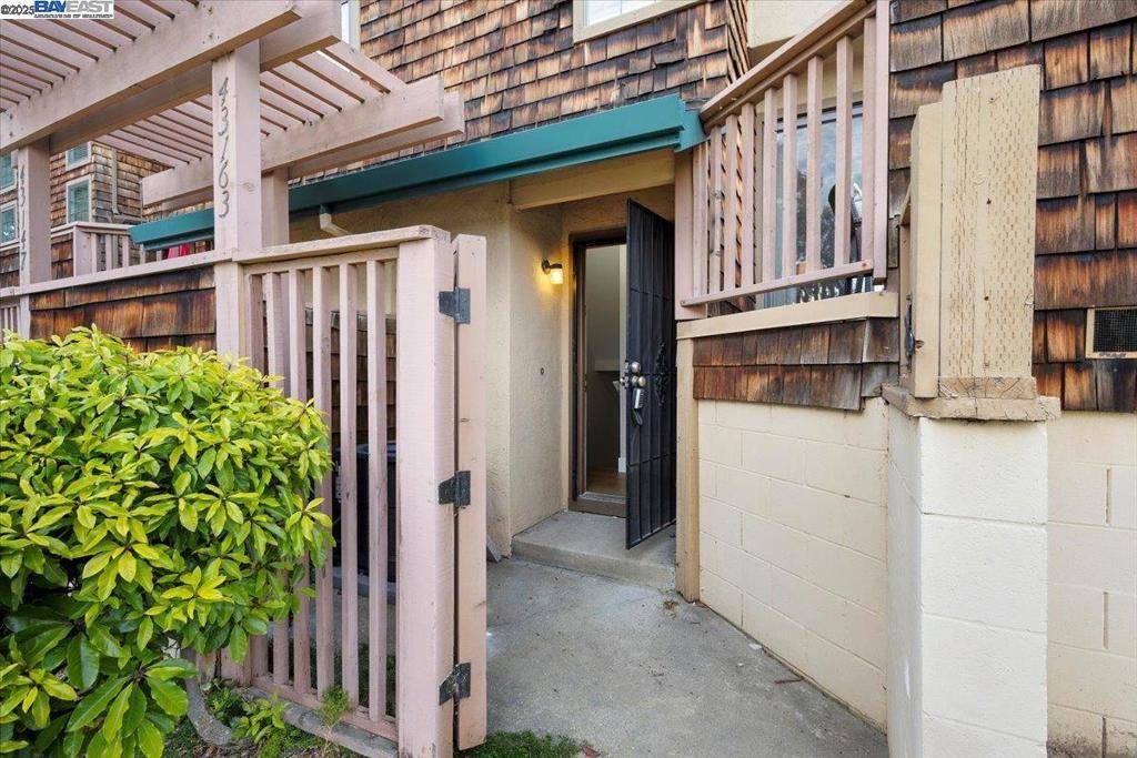 Fremont, CA 94538,43163 Grimmer Ter