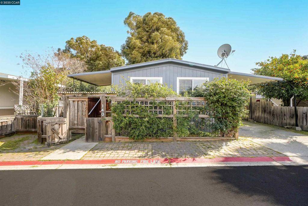 Pittsburg, CA 94565,140 Maureen Cir
