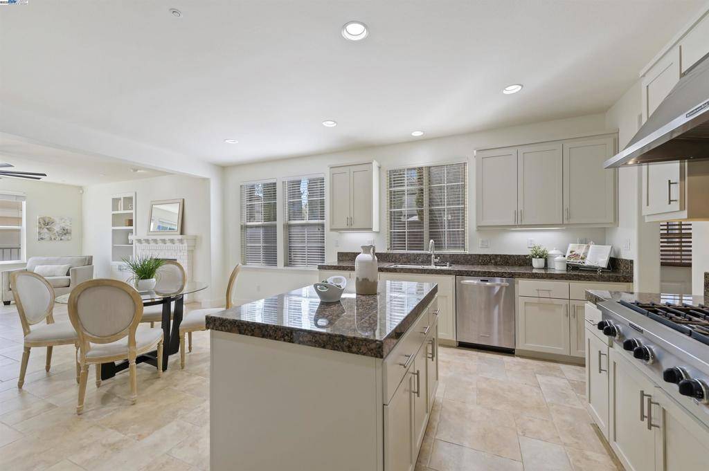 Livermore, CA 94550,2524 Kellogg Loop