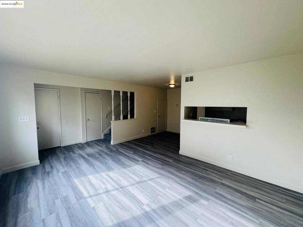 Concord, CA 94518,1076 Mohr Ln #B