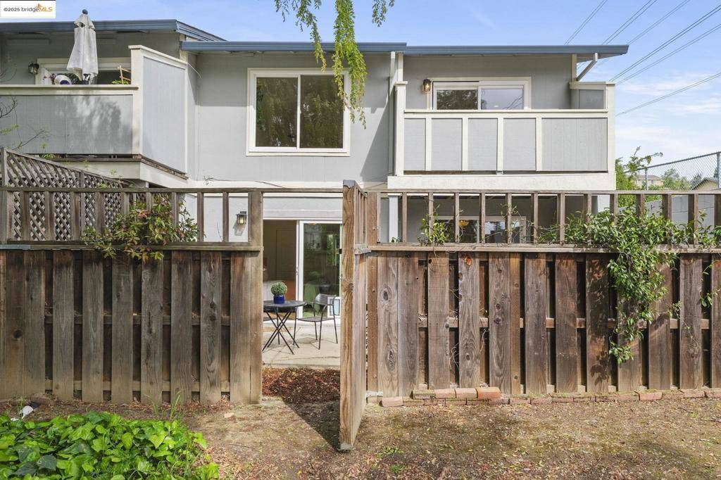 Martinez, CA 94553,158 Holiday Hills Dr