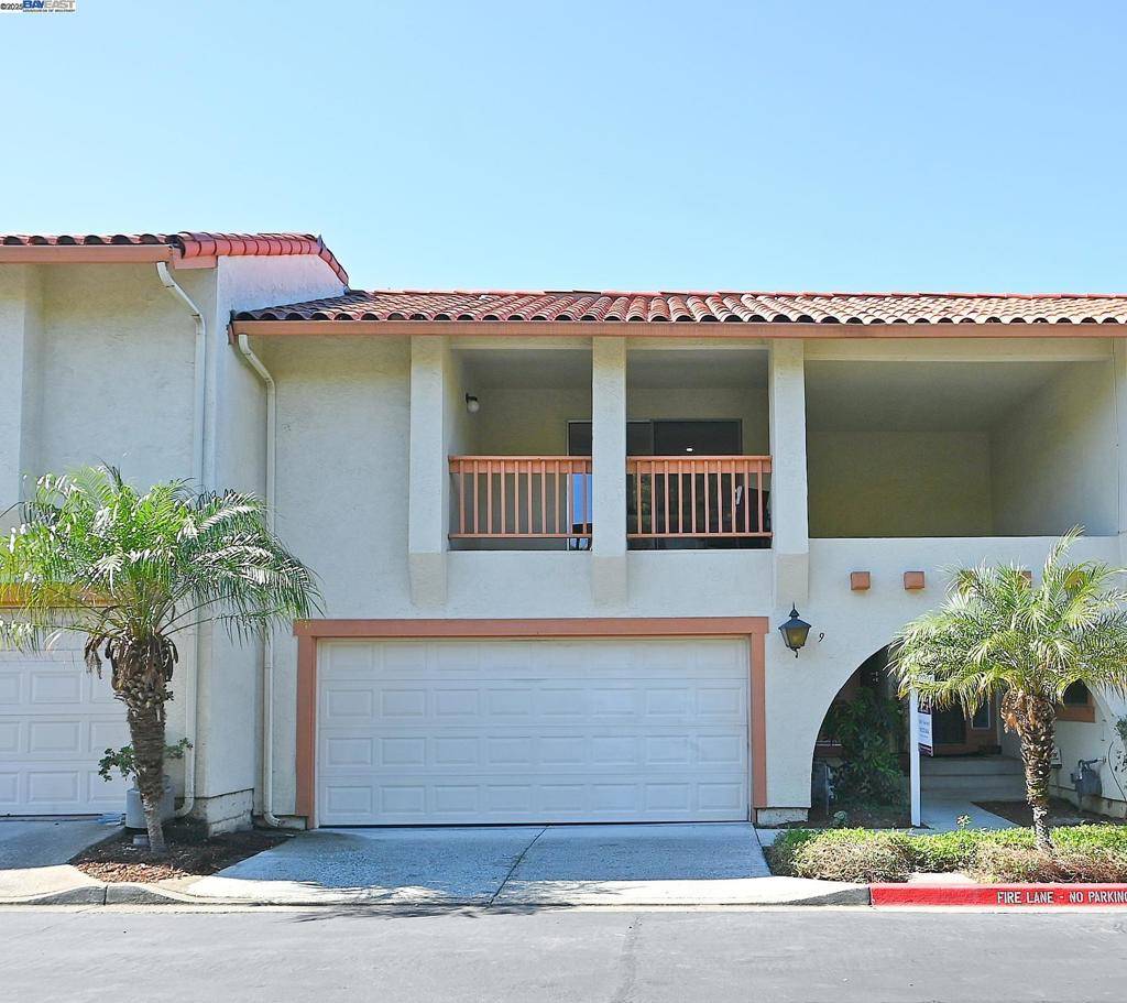 Hayward, CA 94544,31011 Everett Ct #9