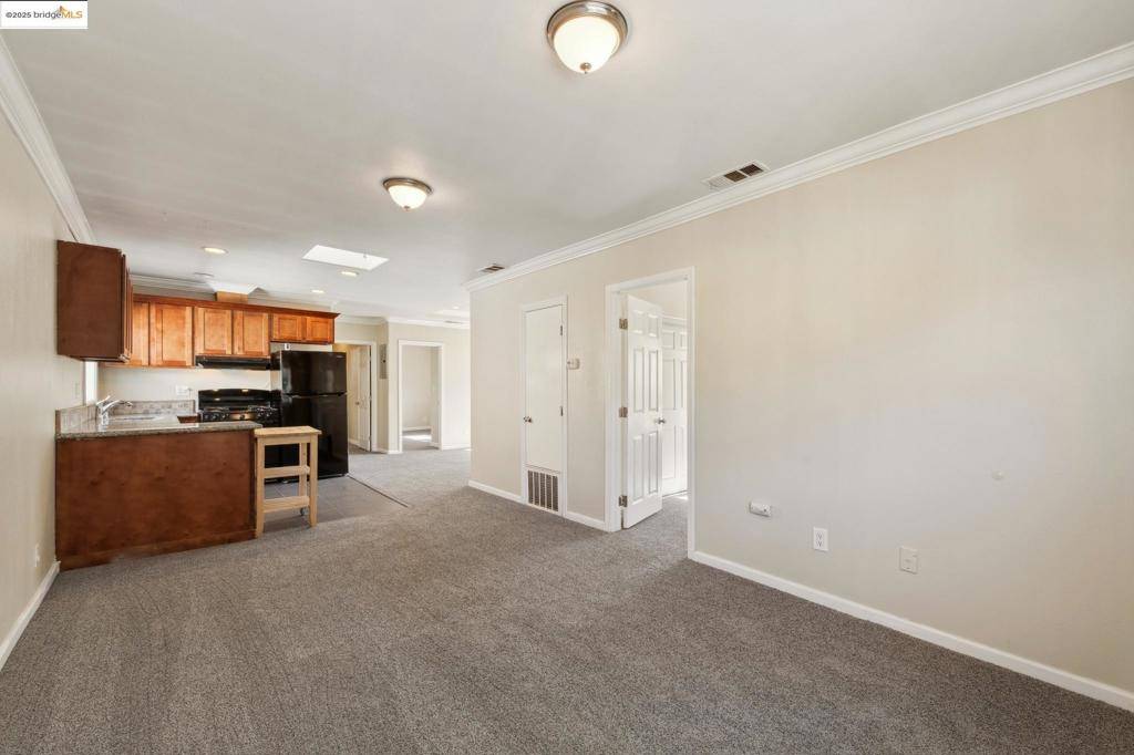 Oakland, CA 94607,822 Henry St