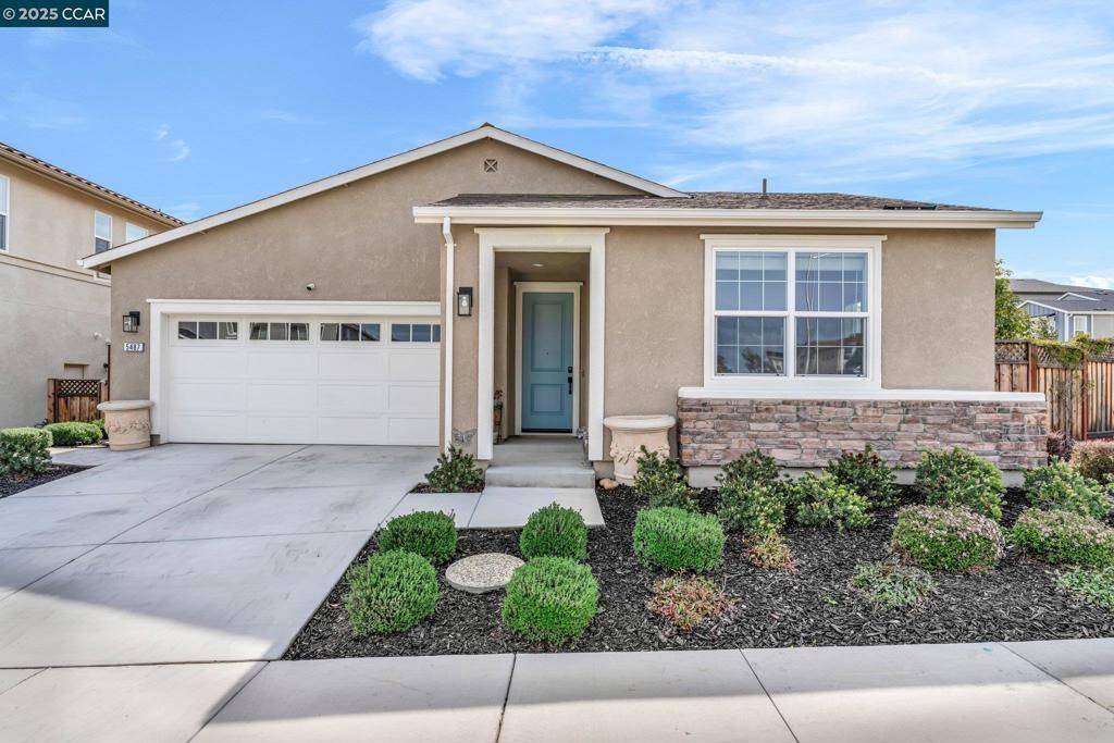 Antioch, CA 94531-7207,5487 Canyon Ridge Wy