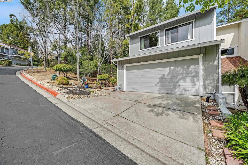 Martinez, CA 94553,2413 Heatherleaf Ln
