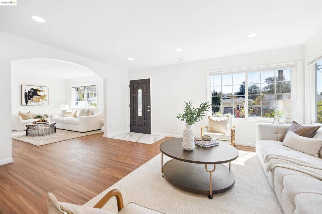 Hayward, CA 94541,2566 Hermosa Terrace