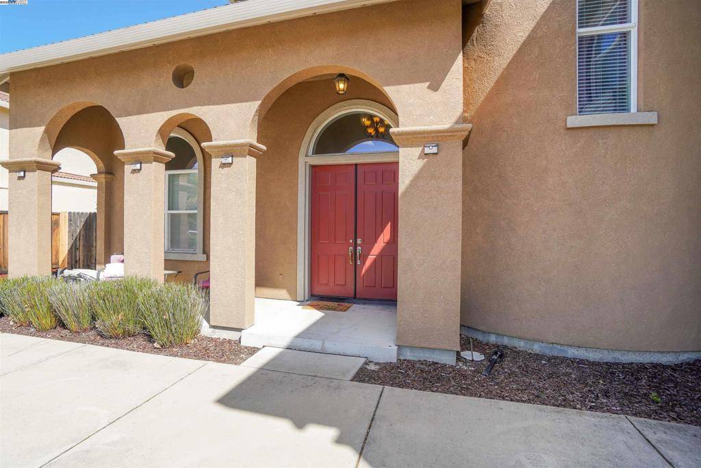 Antioch, CA 94531,5018 Southport Ct