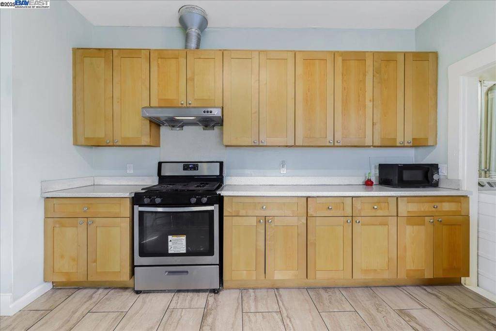 Oakland, CA 94601,1621 50th Ave
